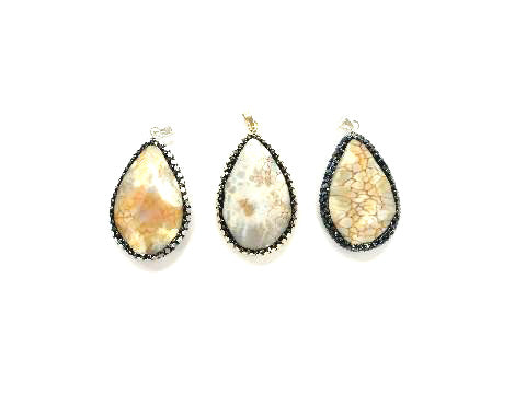 Agate Teardrop Pendant 30X45Mm