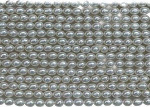 Fresh Water Pearl with 1.4mm hole G1 4x6mm