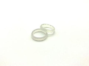 Color Agate White Ring Faceted 5Mm